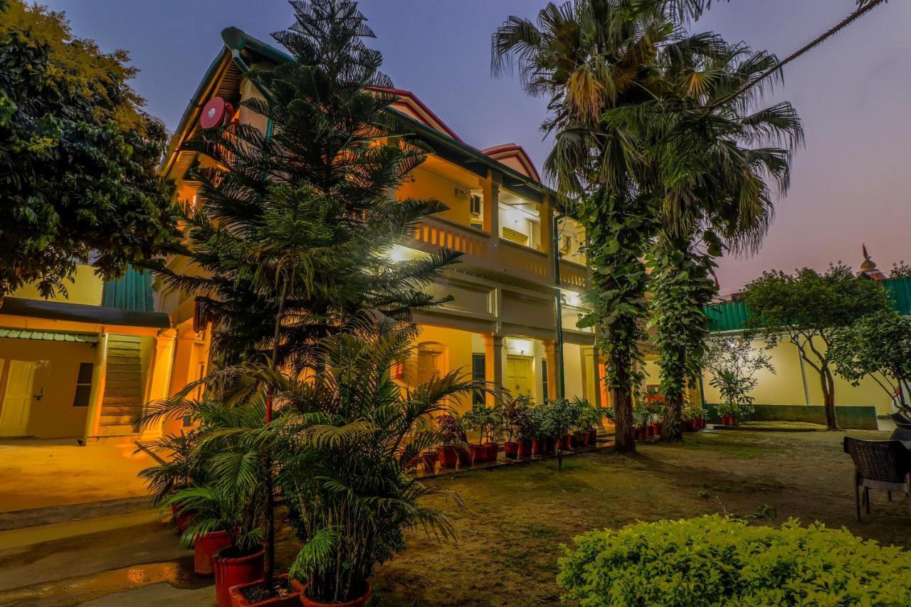 Hotel Heritage Dehradun Exteriör bild